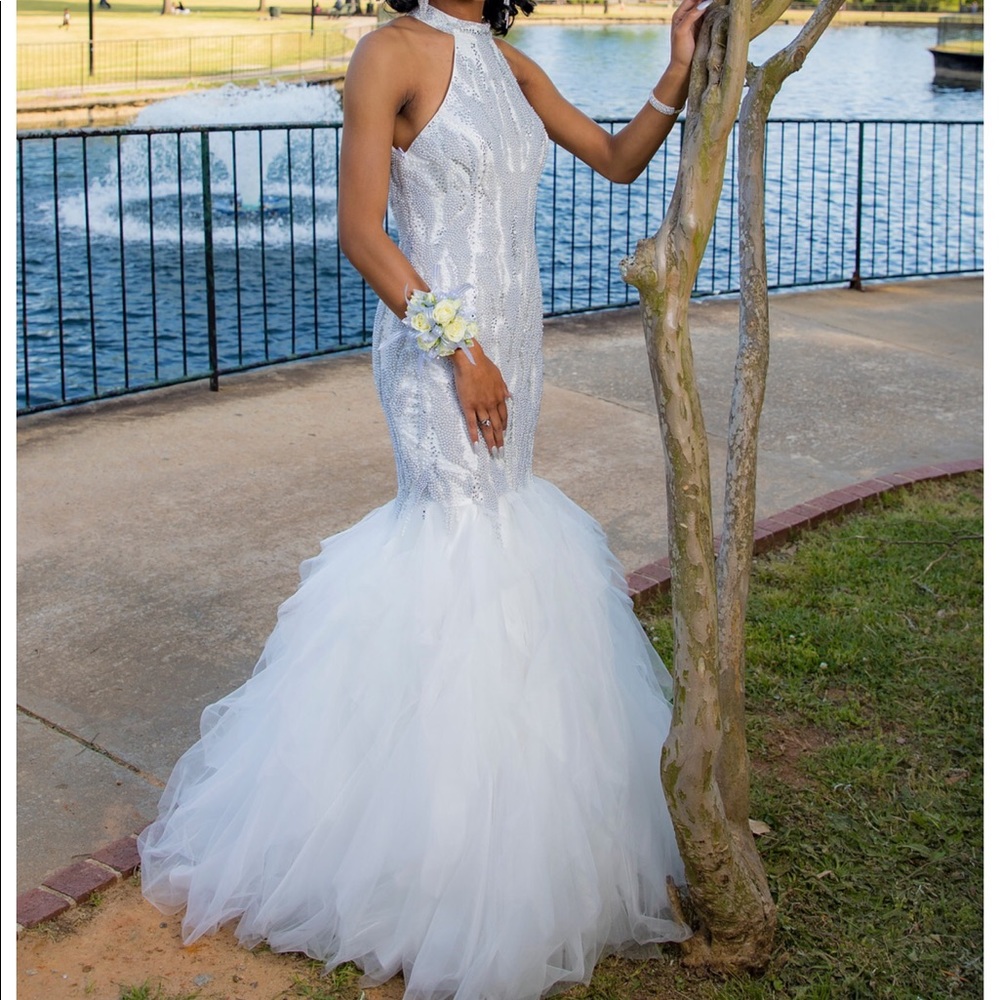PROM DRESS SIZE 2